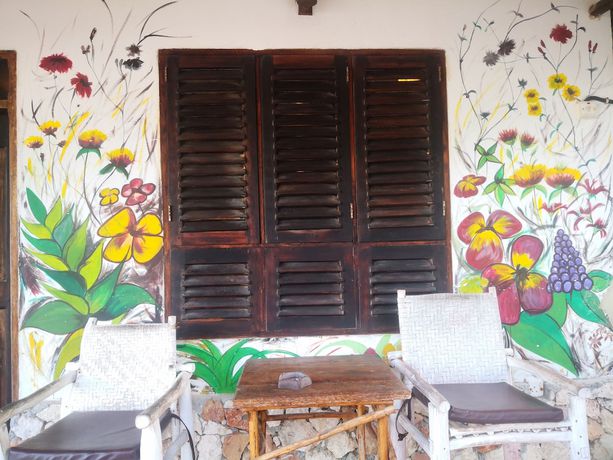 Imagen de la habitación del Hotel Mambo Ocean Resort. Foto 4