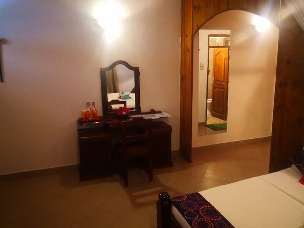Imagen de la habitación del Hotel Mambo Ocean Resort. Foto 6