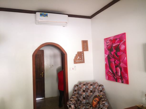 Imagen de la habitación del Hotel Mambo Ocean Resort. Foto 8