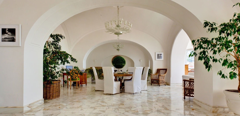 Imagen de los interiores del Hotel Mamela. Foto 12