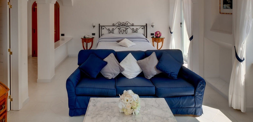 Imagen de los interiores del Hotel Mamela. Foto 13