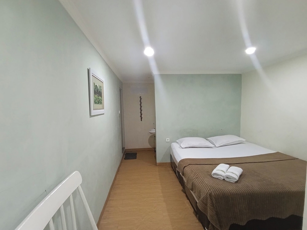 Imagen de la habitación del Hotel Mamifokobo Guest House. Foto 4