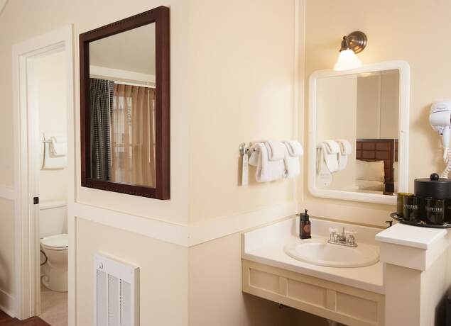 Imagen general del Hotel Mammoth Hot Springs And Cabins - Inside The Park. Foto 3