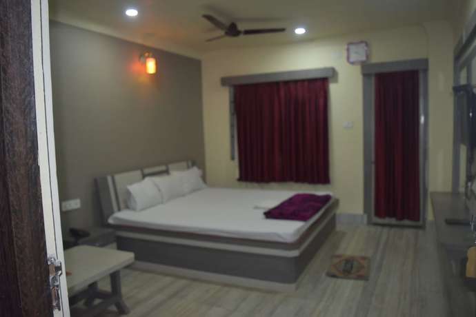 Imagen de la habitación del Hotel Mamoni Group. Foto 3