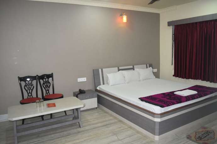 Imagen de la habitación del Hotel Mamoni Group. Foto 6