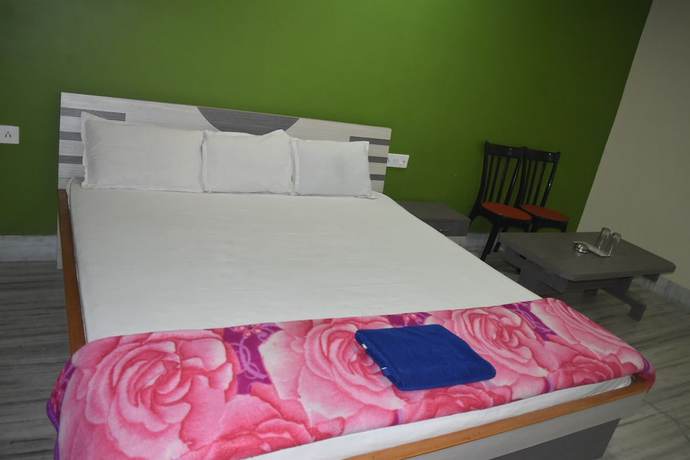 Imagen de la habitación del Hotel Mamoni Group. Foto 8