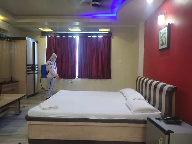 Imagen de la habitación del Hotel Mamoni Group. Foto 12