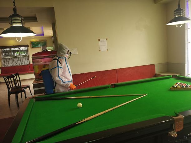 Imagen de los interiores del Hotel Mamoni Group. Foto 19