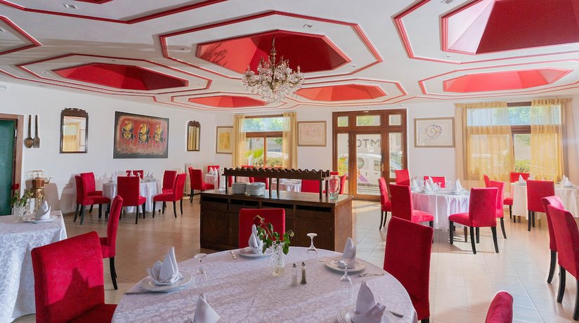 Imagen del bar/restaurante del Hotel Mamora, Kenitra. Foto 2