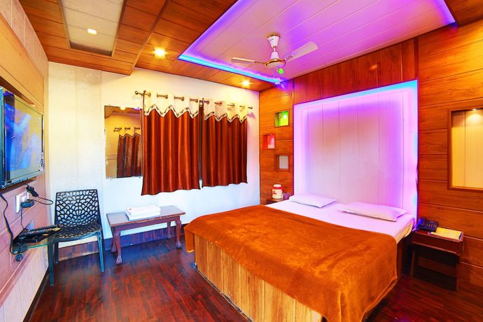 Imagen de la habitación del Hotel Mamta Palace. Foto 2