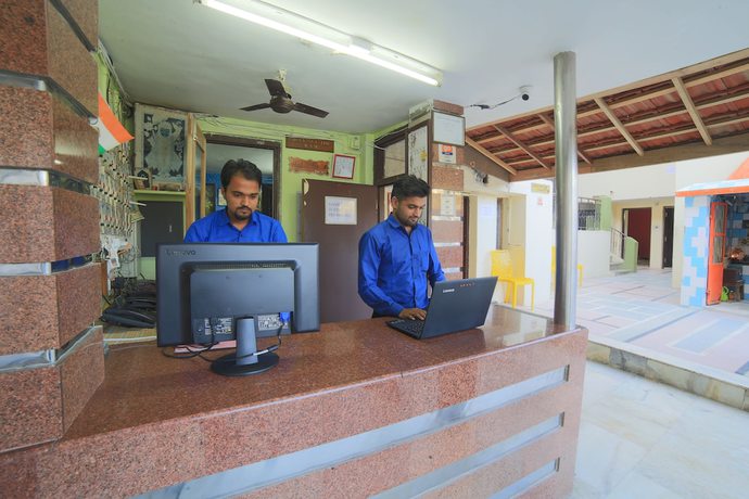 Imagen de los interiores del Hotel Mamta Palace. Foto 18