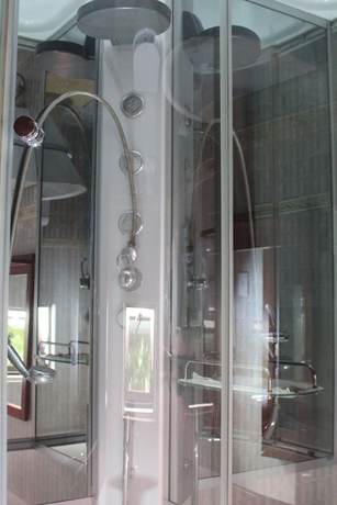 Imagen de la habitación del Hotel Mamta Villa. Foto 13