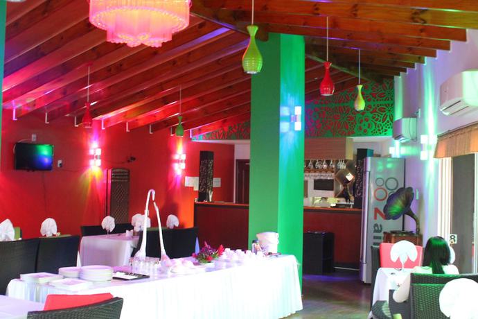 Imagen del bar/restaurante del Hotel Mamta Villa. Foto 11