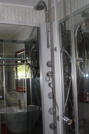 Imagen de la habitación del Hotel Mamta Villa. Foto 18