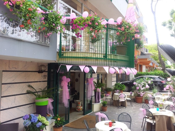 Imagen de los interiores del Hotel Mamy. Foto 18