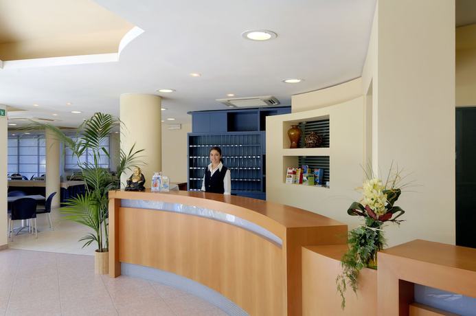 Imagen de los interiores del Hotel Man. Foto 12
