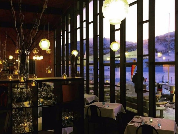 Imagen del bar/restaurante del Hotel Man From Snowy River. Foto 7