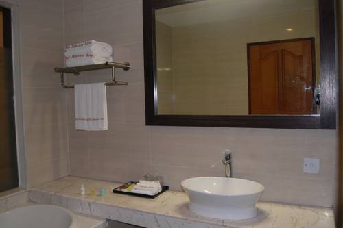 Imagen de la habitación del Hotel Man Myanmar. Foto 6