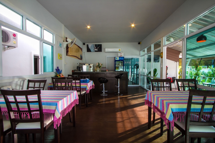 Imagen de los interiores del Hotel Mana. Foto 13
