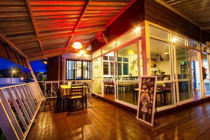 Imagen del bar/restaurante del Hotel Mana. Foto 4