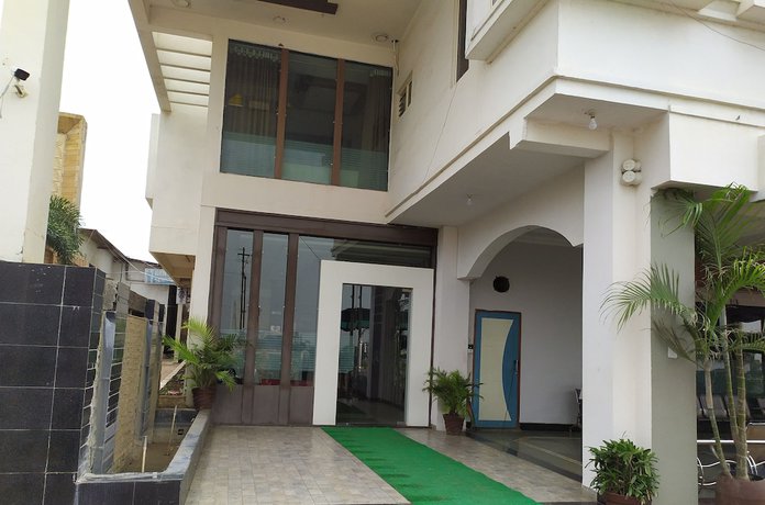 Imagen general del Hotel Manaal Pithampur. Foto 3