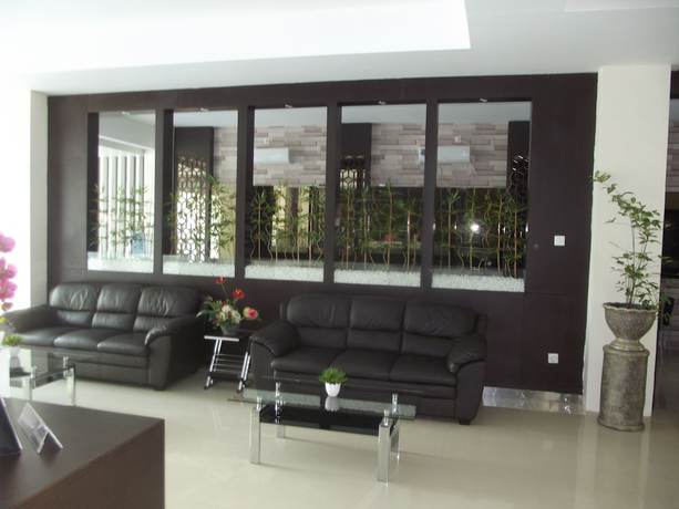 Imagen de los interiores del Hotel Manado Inn. Foto 14