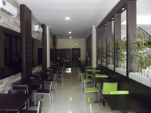 Imagen del bar/restaurante del Hotel Manado Inn. Foto 2