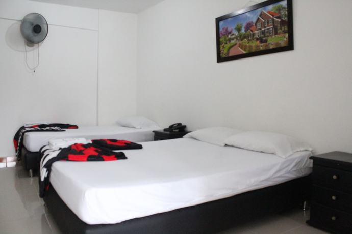 Imagen de la habitación del Hotel Manager Obelisk. Foto 12