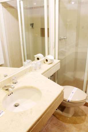 Imagen de la habitación del Hotel Manalba. Foto 9