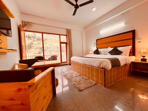 Imagen general del Hotel Manali Beas River Retreat. Foto 14