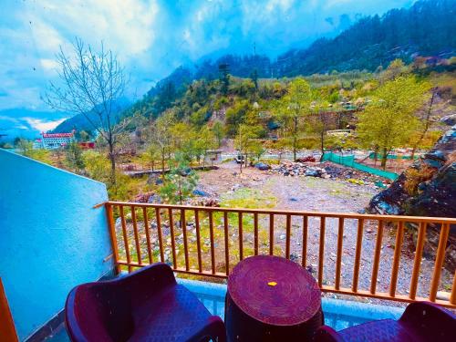 Imagen general del Hotel Manali Beas River Retreat. Foto 18