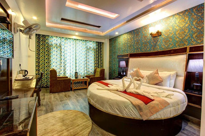 Imagen de la habitación del Hotel Manali Grand. Foto 7