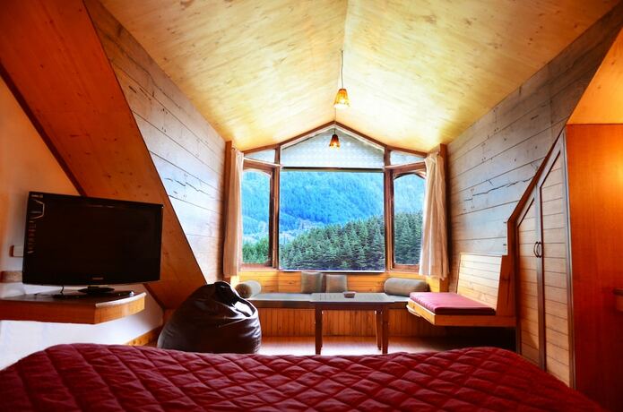 Imagen de la habitación del Hotel Manali Heights. Foto 5