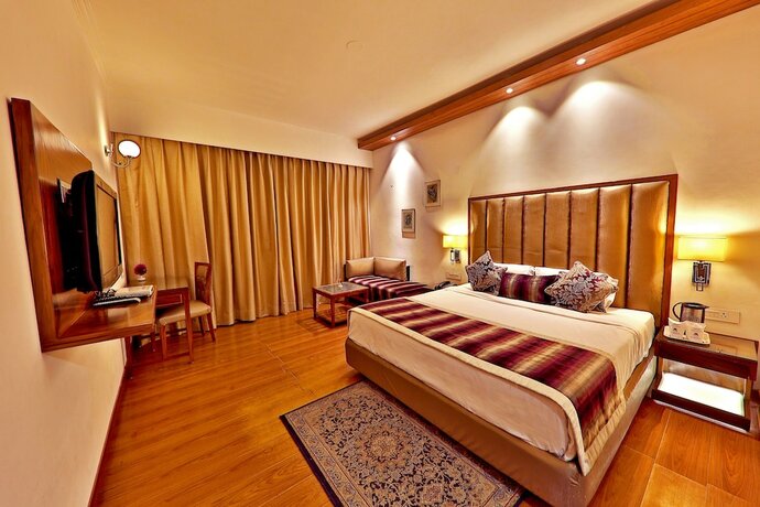 Imagen de la habitación del Hotel Manali Heights. Foto 8