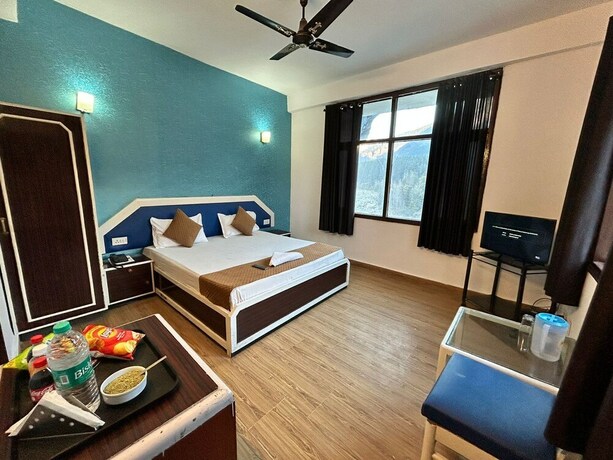 Imagen de la habitación del Hotel Manali Palace. Foto 24