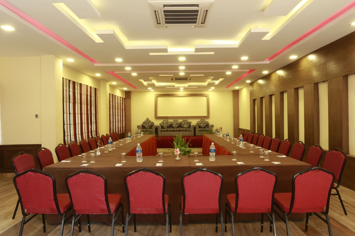 Imagen de los interiores del Hotel Manang. Foto 13