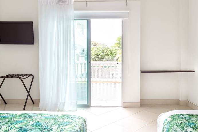 Imagen de la habitación del Hotel Manantial. Foto 16