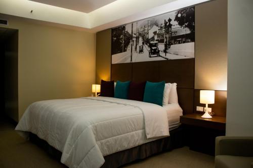 Imagen de la habitación del Hotel Manantial Valencia. Foto 19