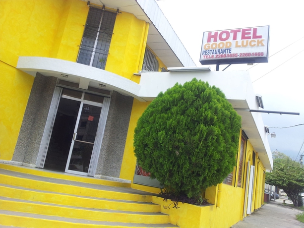 Imagen general del Hotel Manantiales El Salvador. Foto 1