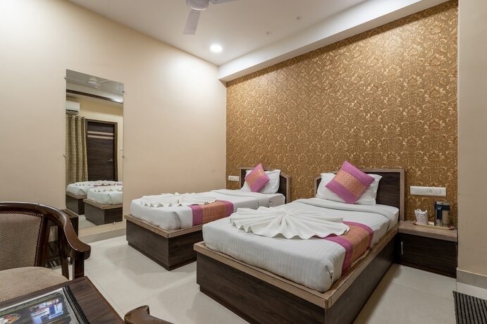 Imagen de la habitación del Hotel Manas Continental. Foto 14
