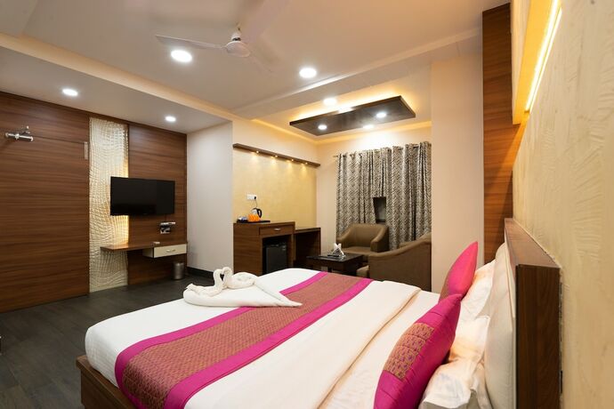 Imagen de la habitación del Hotel Manas Continental. Foto 15