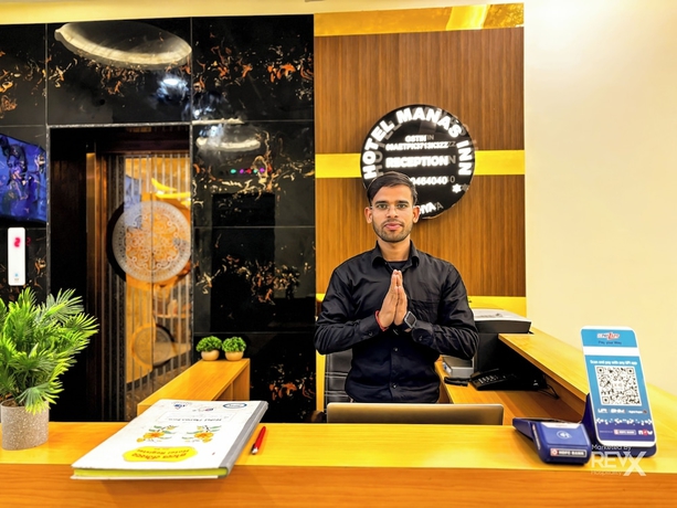 Imagen de los interiores del Hotel Manas Inn. Foto 14