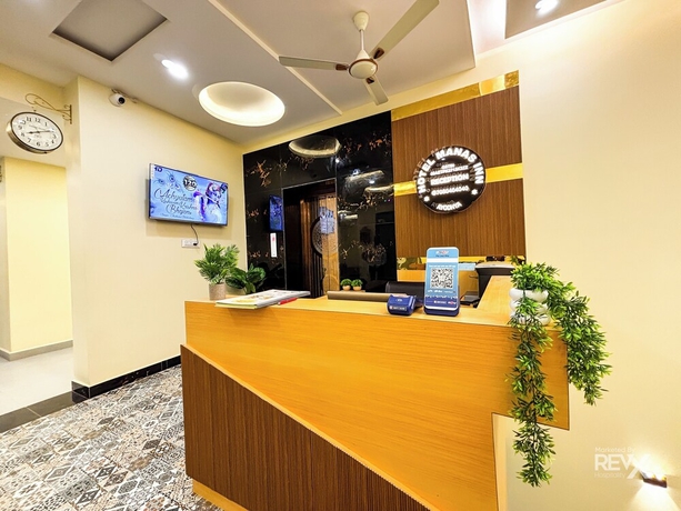 Imagen de los interiores del Hotel Manas Inn. Foto 16