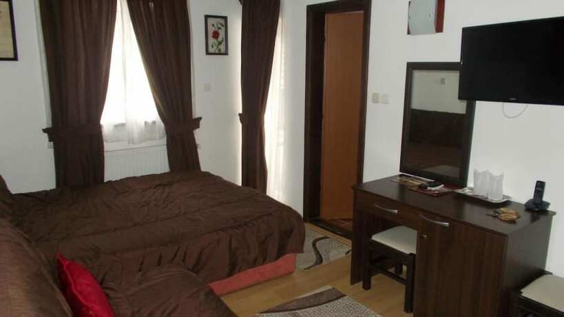 Imagen de la habitación del Hotel Manastir Berovo. Foto 4