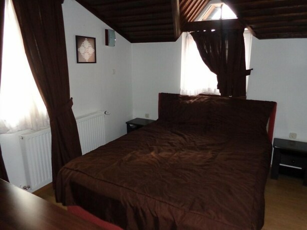 Imagen de la habitación del Hotel Manastir Berovo. Foto 17