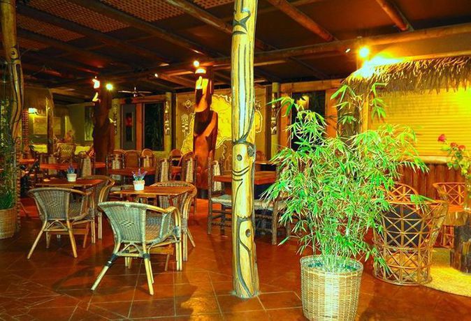 Imagen de los interiores del Hotel Manavai. Foto 5