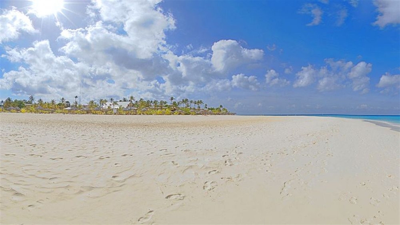 Imagen de los exteriores del Hotel Manchebo Beach Resort and Spa. Foto 8