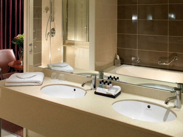 Imagen de la habitación del Hotel Manchester Piccadilly. Foto 12