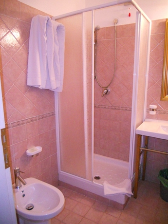 Imagen de la habitación del Hotel Mancini Park. Foto 3