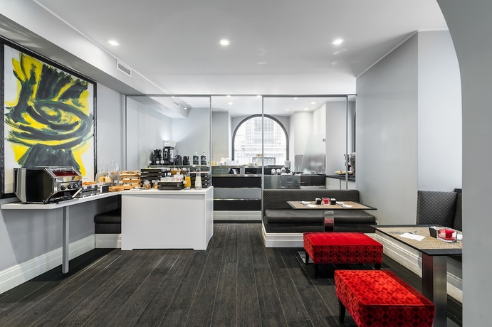 Imagen del bar/restaurante del Hotel Mancino 12. Foto 6